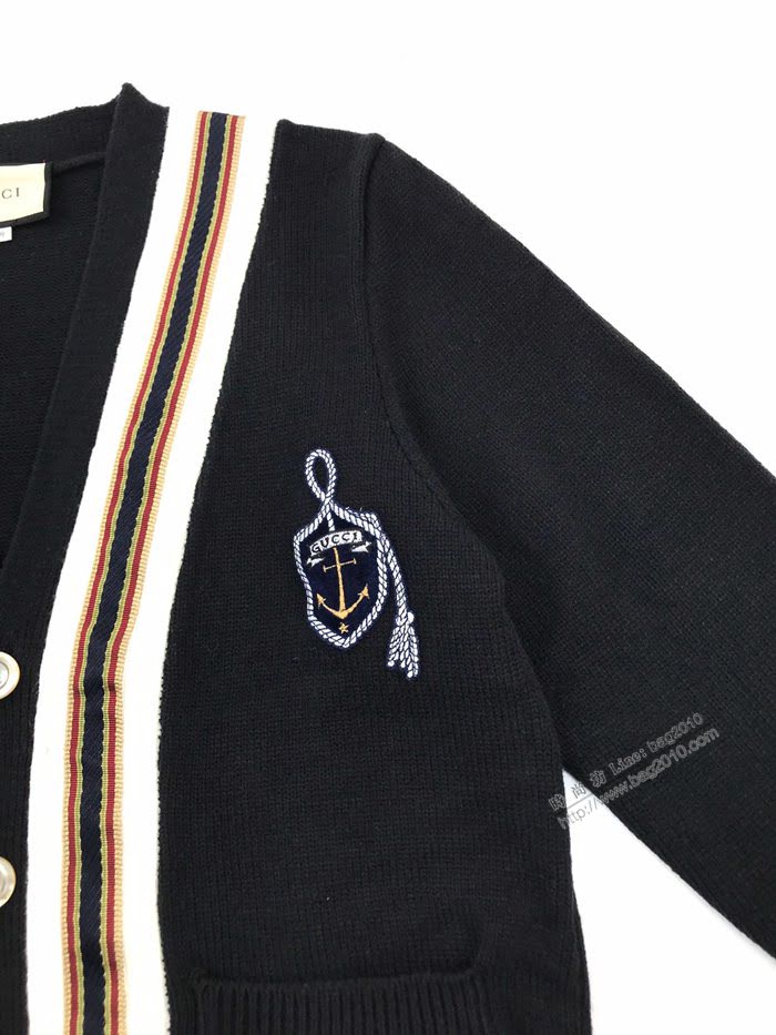Gucci男裝 古奇2020最新爆款飾錨鉤勳章羊毛開衫外套  ydi3542